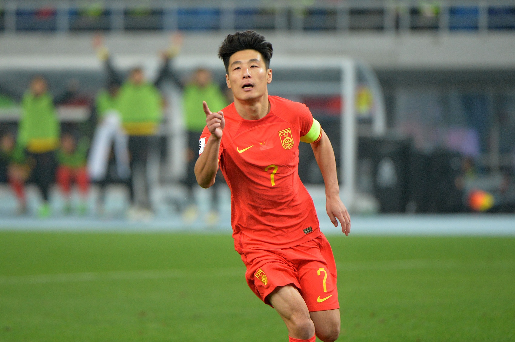 國(guó)足西亞首練：武磊、蔣光太暫無法合練 李源一接受核磁共振檢查